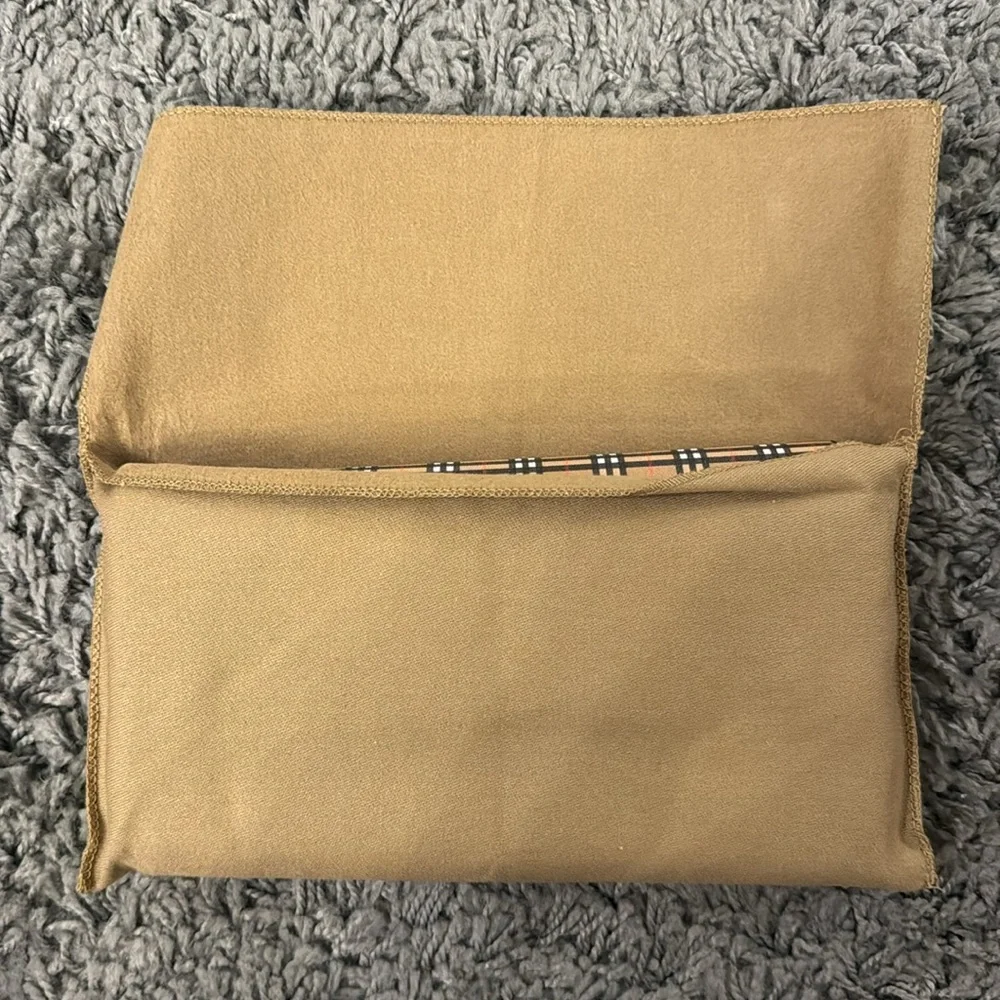 Burberry Wallet - Picture 2 of 7